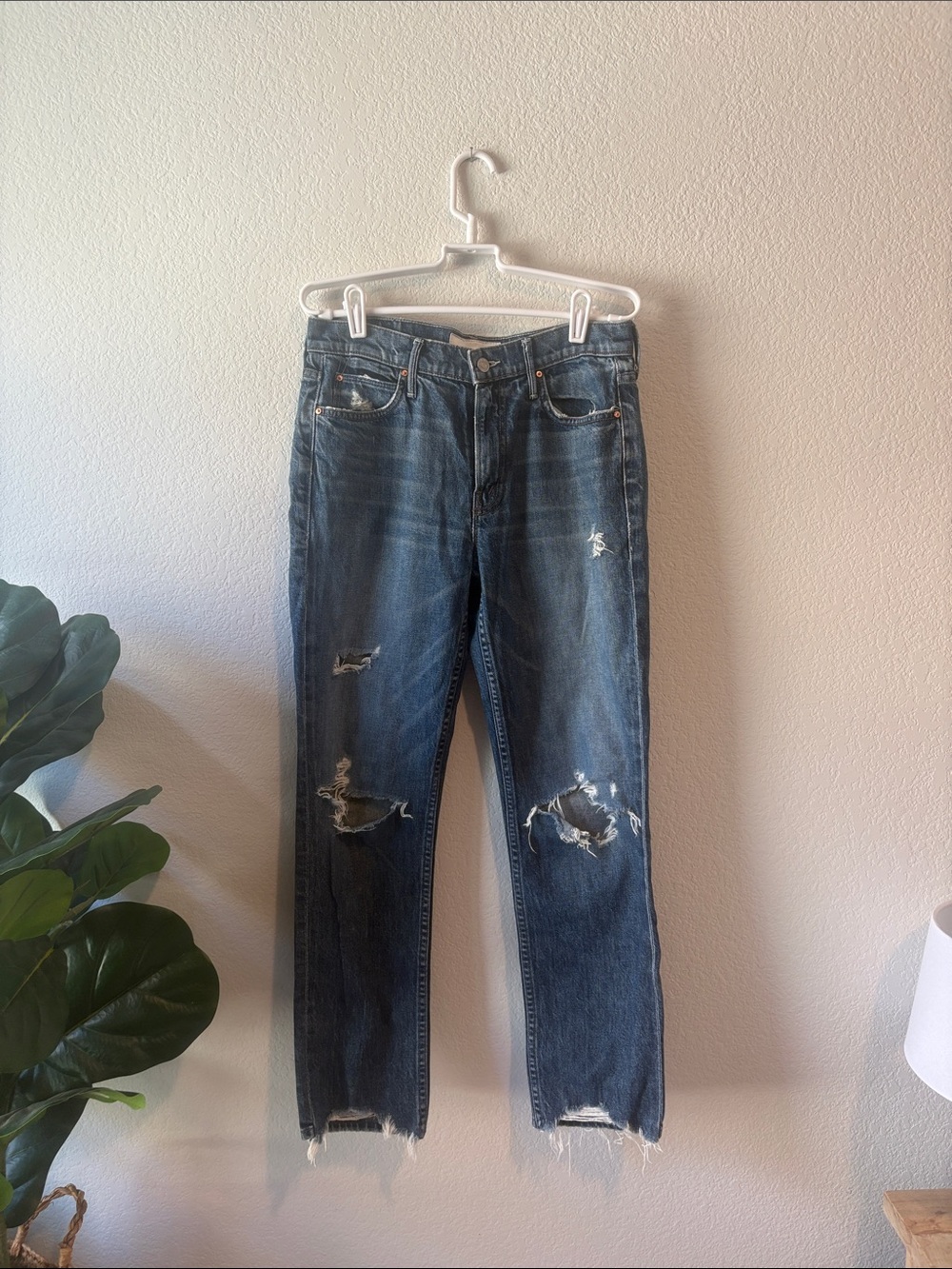 Mother Superior size 28 The Flirt Ankle distressed jeans
